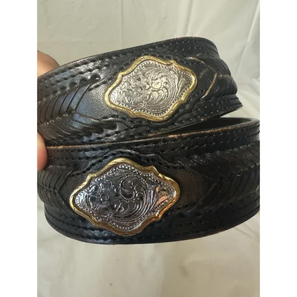 Double J Saddlery Belt Leather Western Belt Size 34 Silver gold trim